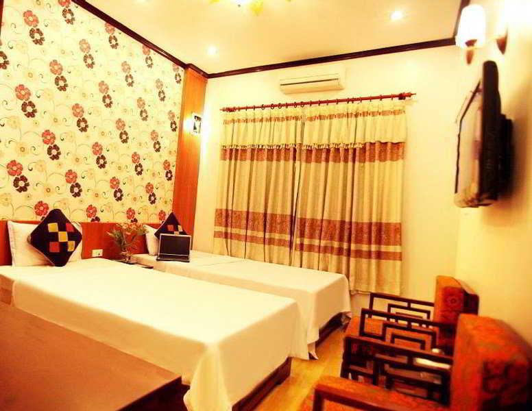 Asia Paradise Hanoi Hotel Oda fotoğraf
